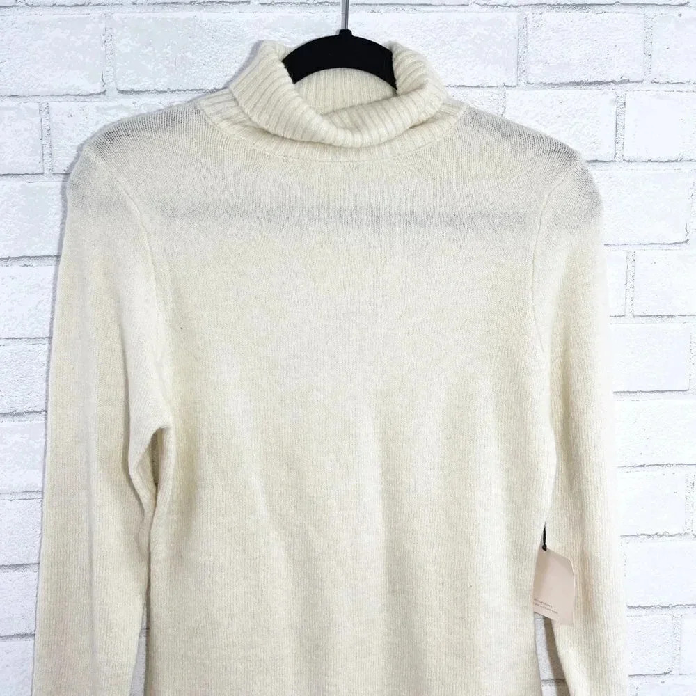 Superdown - Revolve Cream Long Sleeve Turtleneck Dress NWT Women's Size Small - Picture 2 of 8